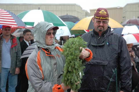 Jacksonville-National-Cemetery-Wreaths-Across-America-2011-10