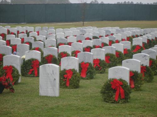 Jacksonville-National-Cemetery-Wreaths-Across-America-2011-43