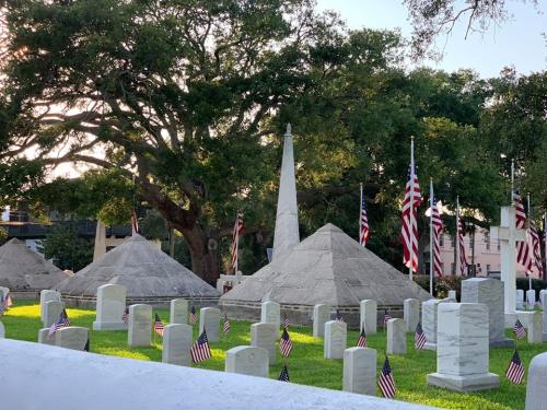 St-Augustine-National-Cemetery-13